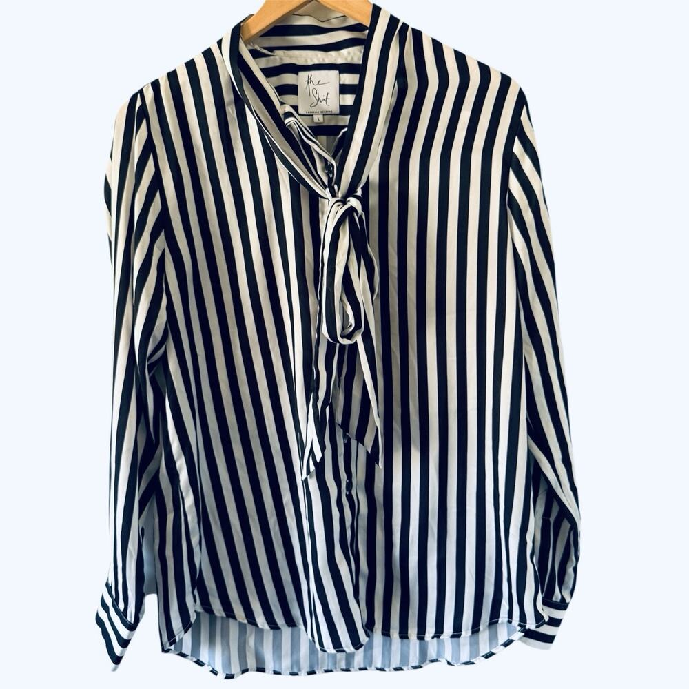 The Shirt by Rochelle Behrens Women’s Large Striped White Black Bow Tie Blouse